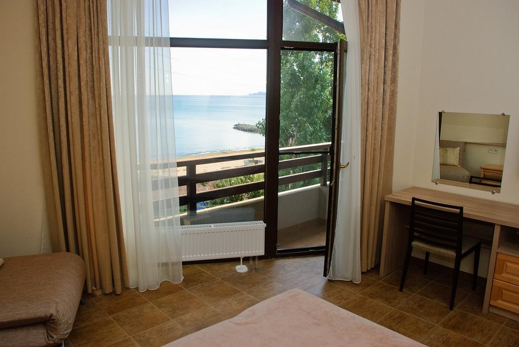 Villa Albizia Odessa Exteriör bild
