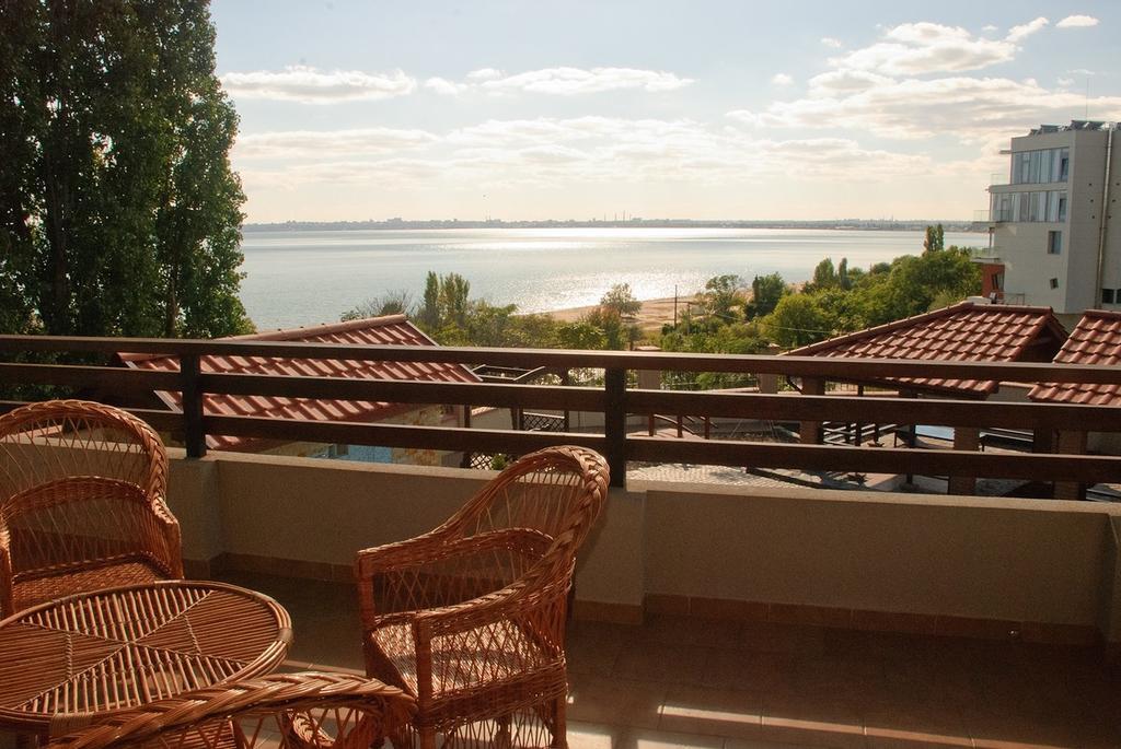 Villa Albizia Odessa Exteriör bild