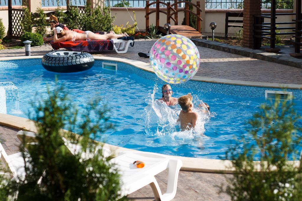 Villa Albizia Odessa Exteriör bild