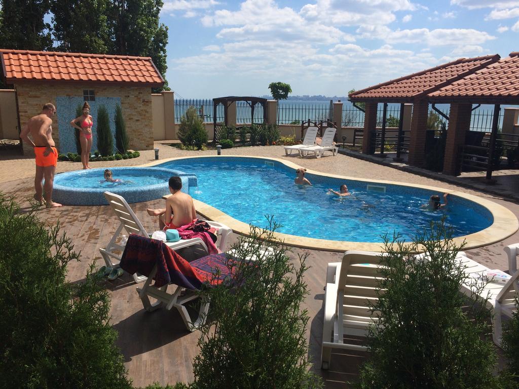 Villa Albizia Odessa Exteriör bild