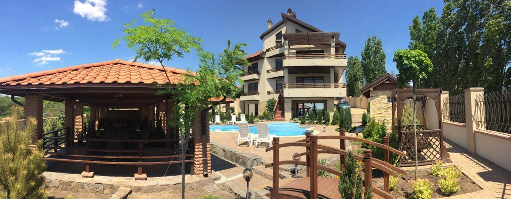 Villa Albizia Odessa Exteriör bild