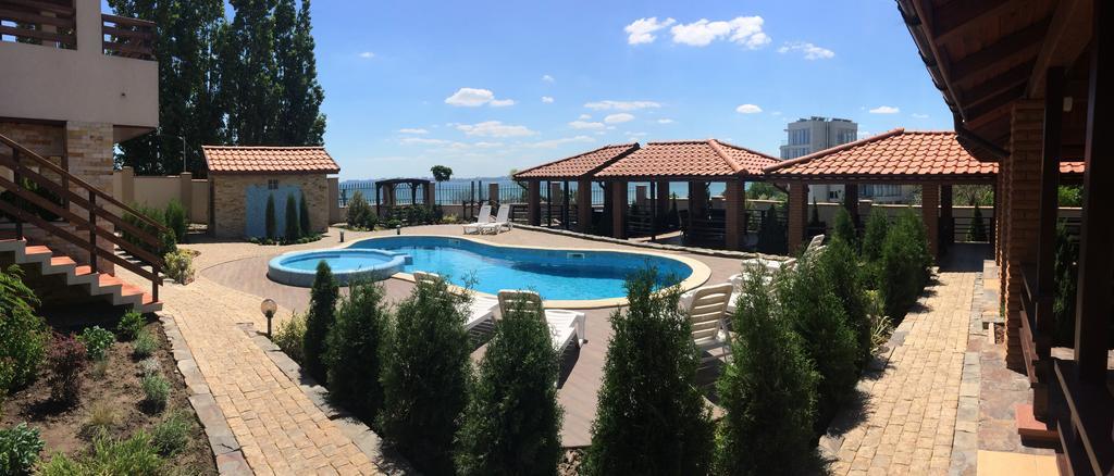 Villa Albizia Odessa Exteriör bild